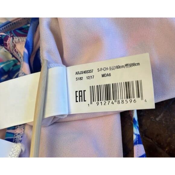 Roxy NWT Pink Hawaiian Flower 2 Piece New Bikini Swimsuit Flutter Top Small - Picture 14 of 16